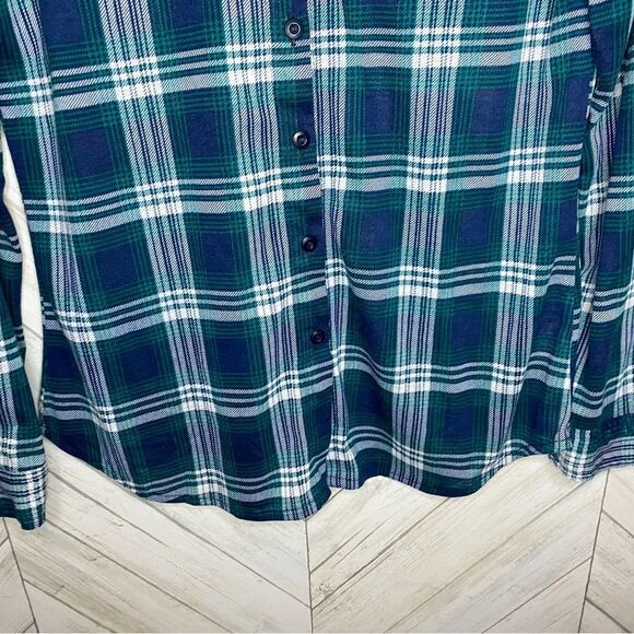 Ardene green plaid button down shirt - Picture 6 of 6